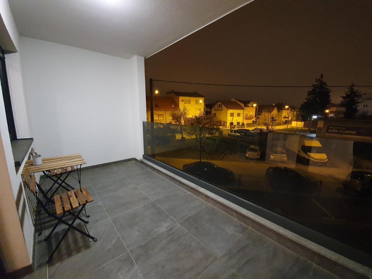 Apartman Luka ซาเกร็บ ภายนอก รูปภาพ